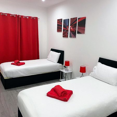 Attractive 2 Bed Apartments Free Wi-Fi And Parking 克罗伊登 外观 照片