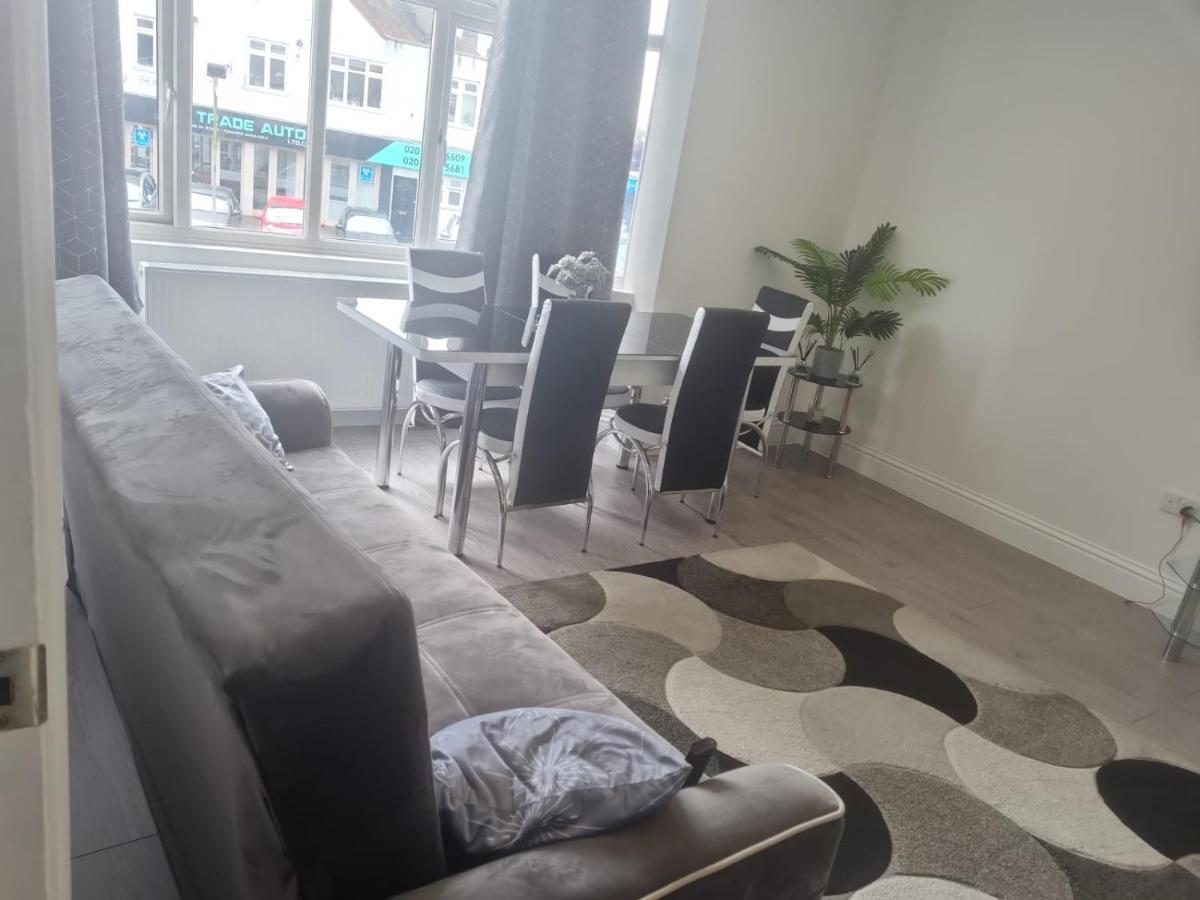 Attractive 2 Bed Apartments Free Wi-Fi And Parking 克罗伊登 外观 照片
